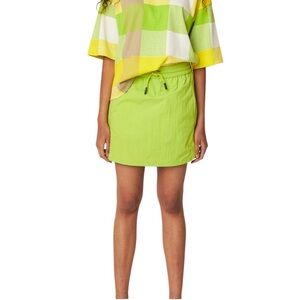 NWT SKFK Dalda Acid Green Recycled Nylon Mini Skirt EU 38 | US 6 Reg. $89